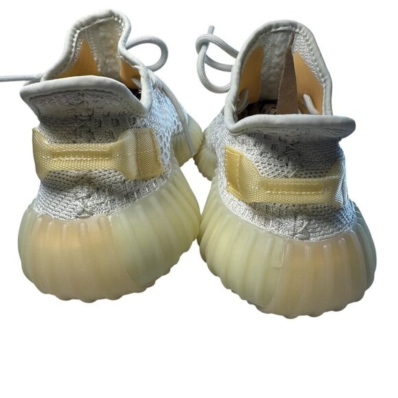 Adidas Yeezy Boost 350 V2 low sneaker Light Reflective Size 4 Men’s Women’s 5.5 main image 10